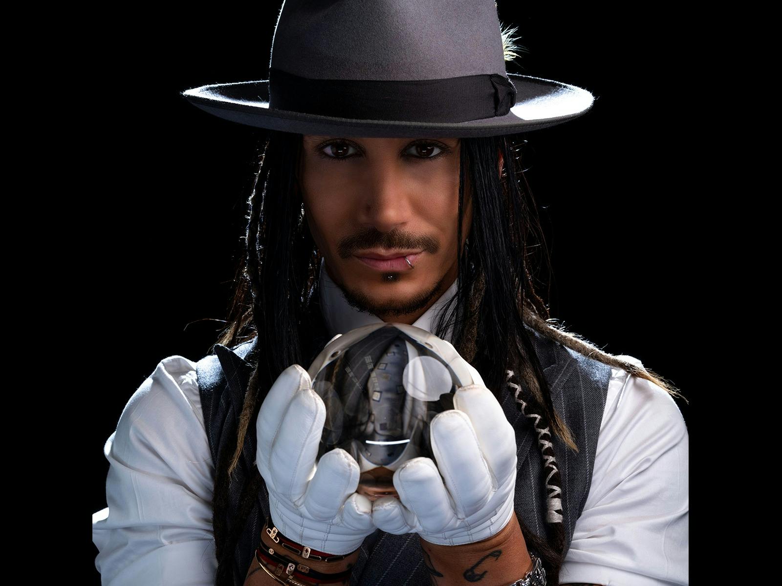 Cosentino Tricked - An Evening of Wonder