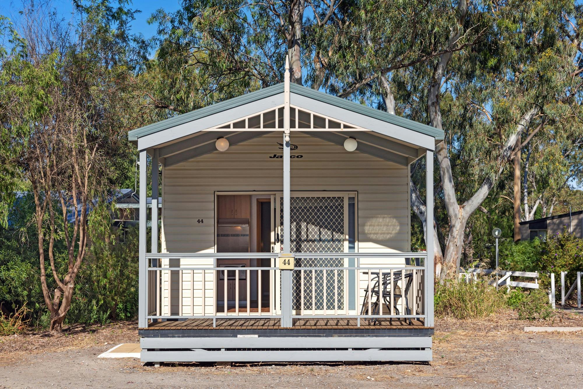 Standard One Bedroom Cabin - Pet Friendly