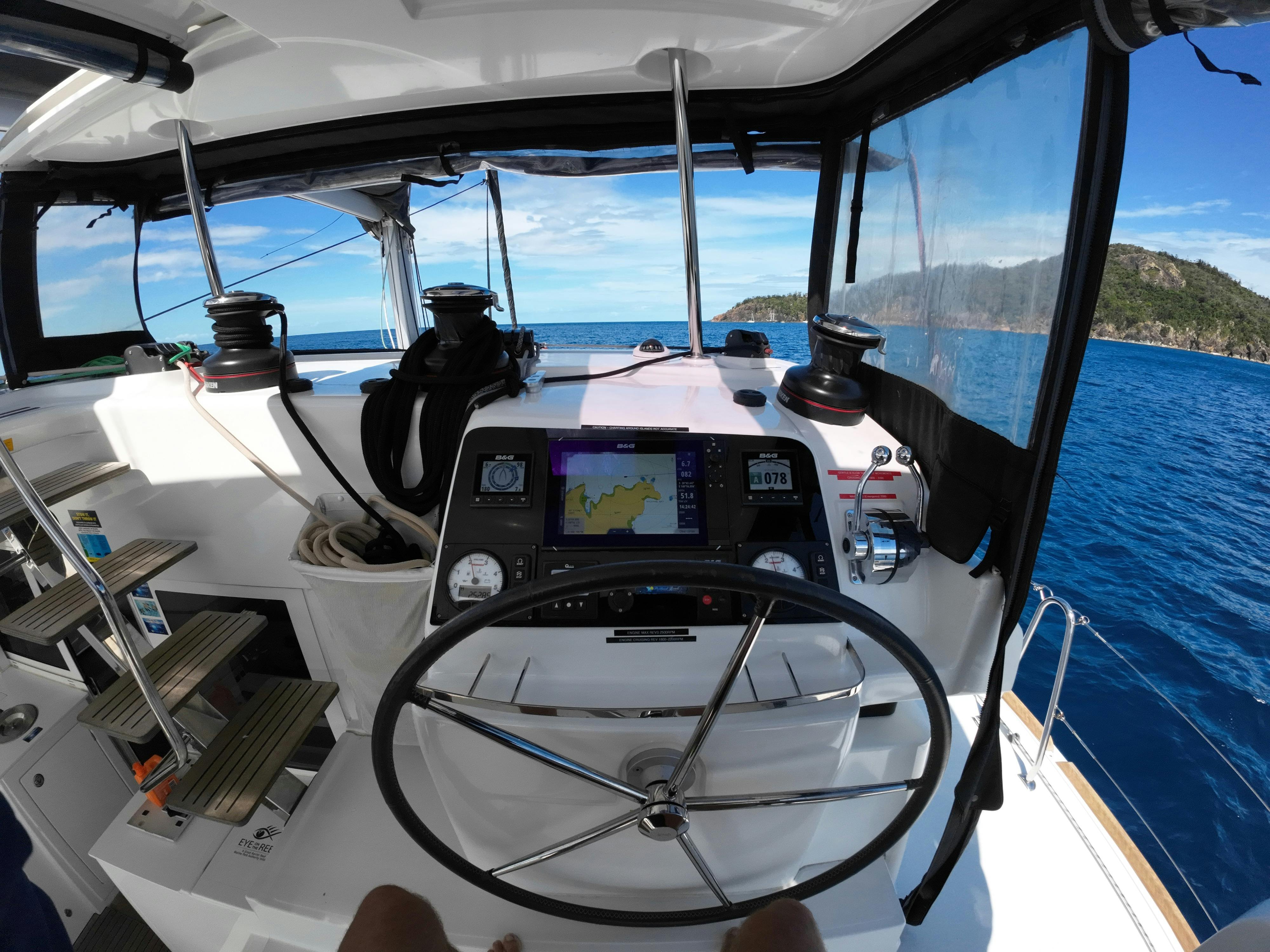 The Whitsundays - Perfect - You're in command. Self skippered Bare-boat Charters in the Whitsundays