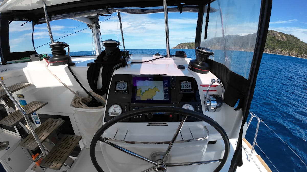 The Whitsundays - Perfect - You're in command. Self skippered Bare-boat Charters in the Whitsundays