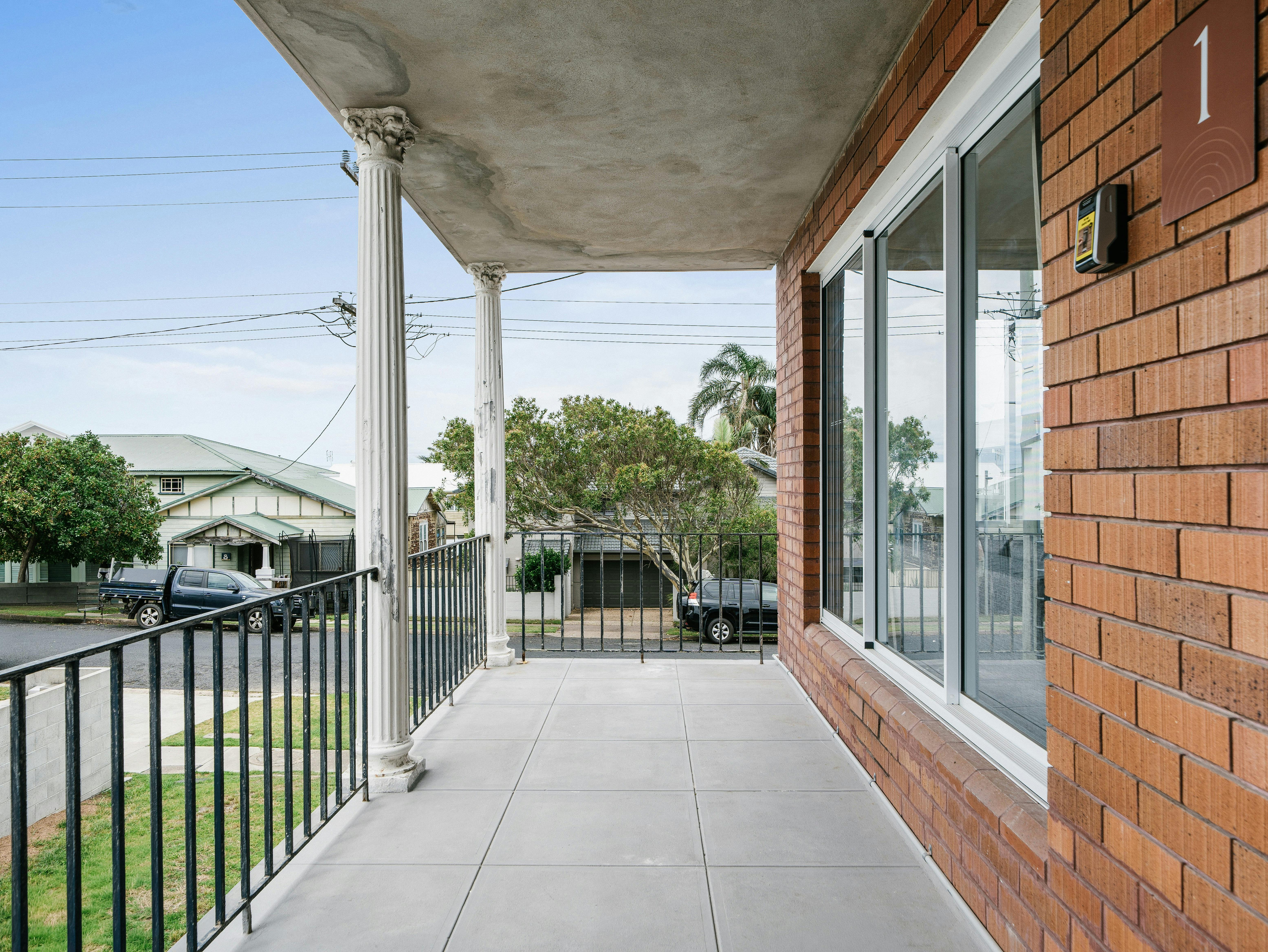 balcony