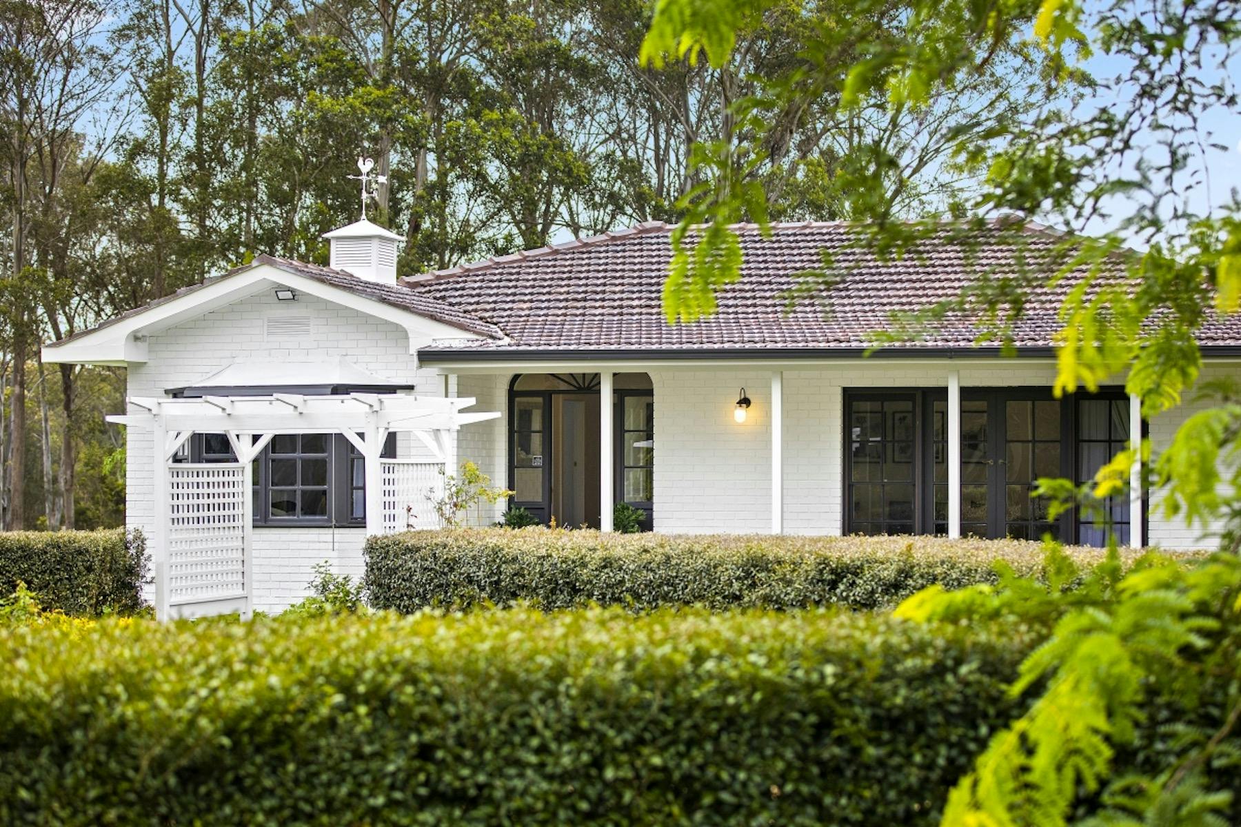 존스 에스테이트 - 입구