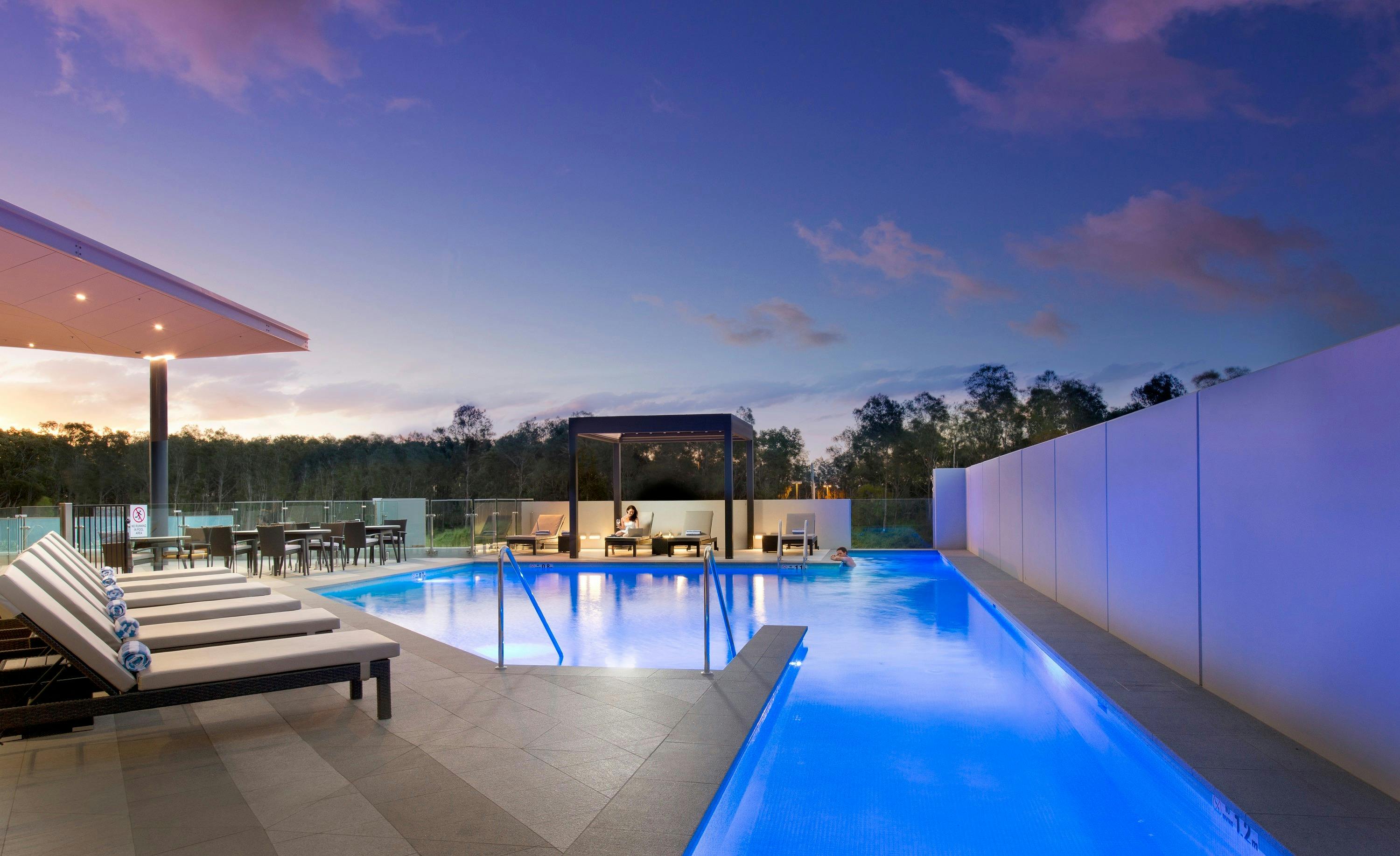 Pullman Pool
