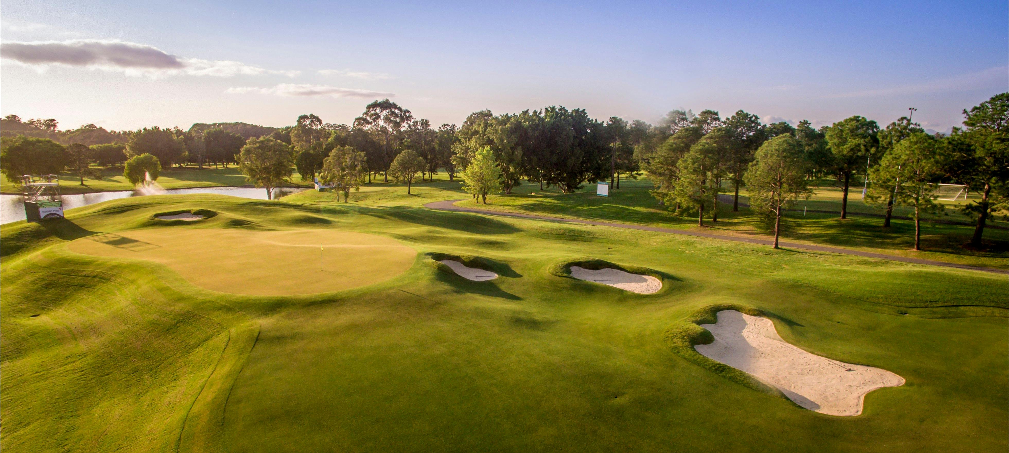 RACV Royal Pines Resort Golf Course NRMA Treasure Island Holiday Park   5543d5caa50b8cd2a978c4c7fac0853f 