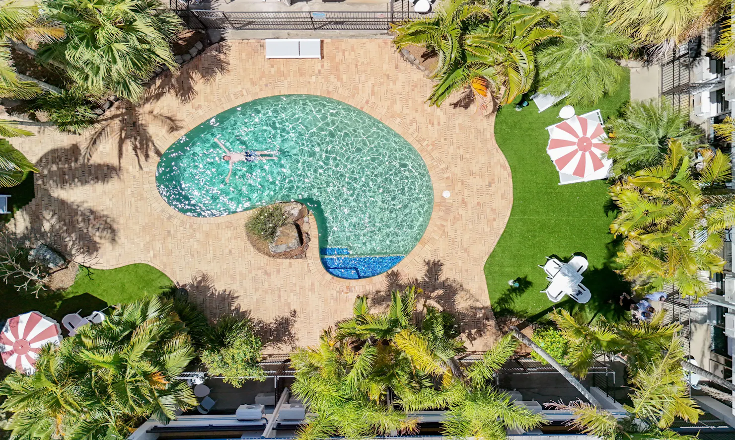 Heated Pool & Lawn