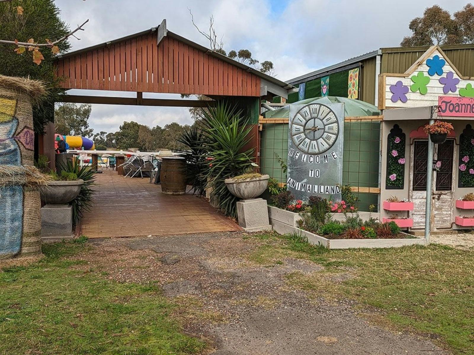 Animal Land Children's Farm