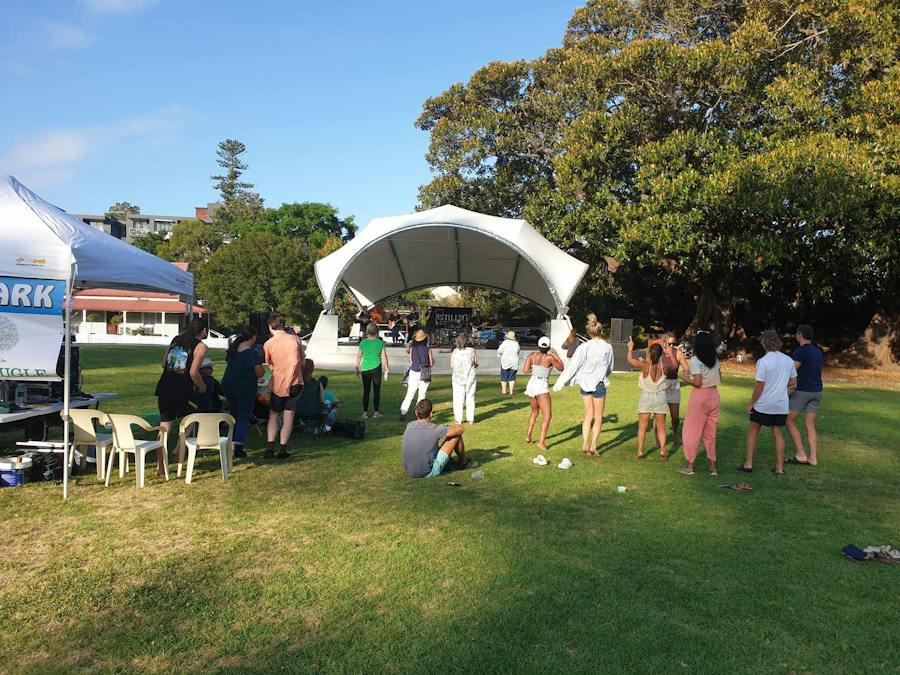 Photo of previous Music in the Park event