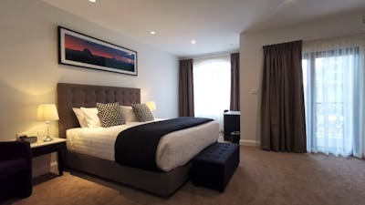 Abbey Motel King Room