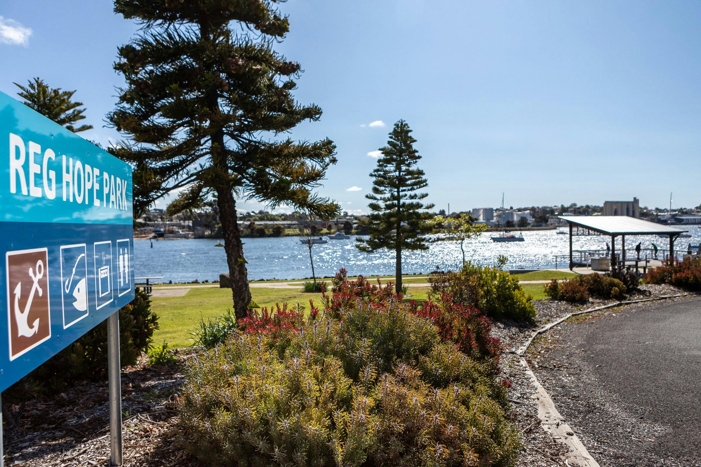 Reg Hope Park, Devonport