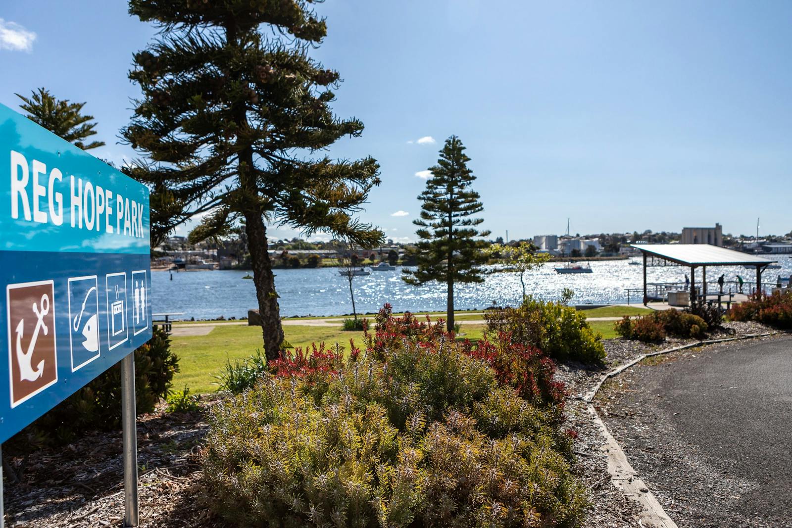 Reg Hope Park, Devonport