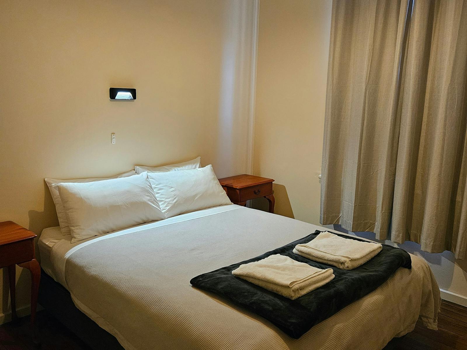 queen room