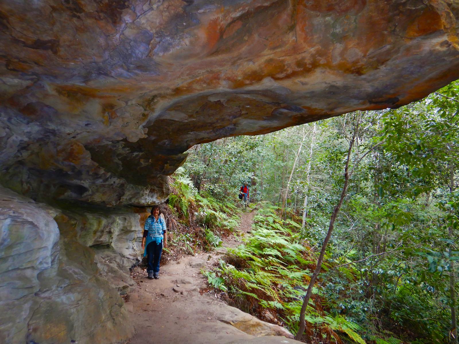 Sandstone caves, Hawkesbury River