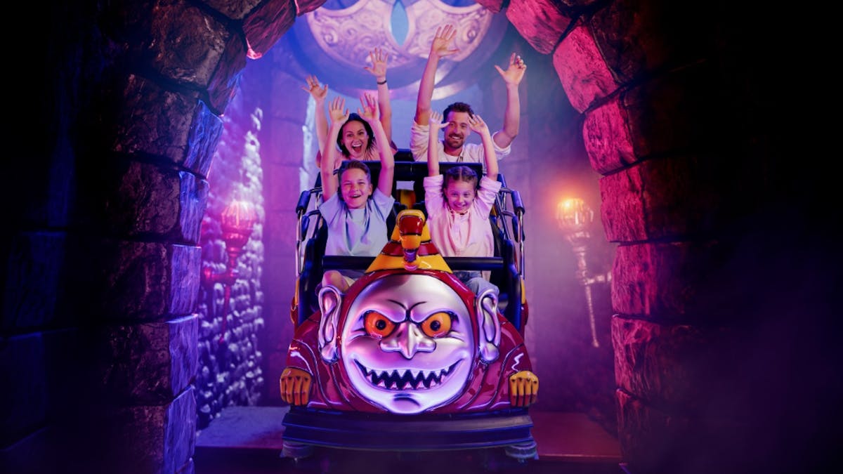 Warner Bros. Movie World - Scooby Doo Spooky Coaster