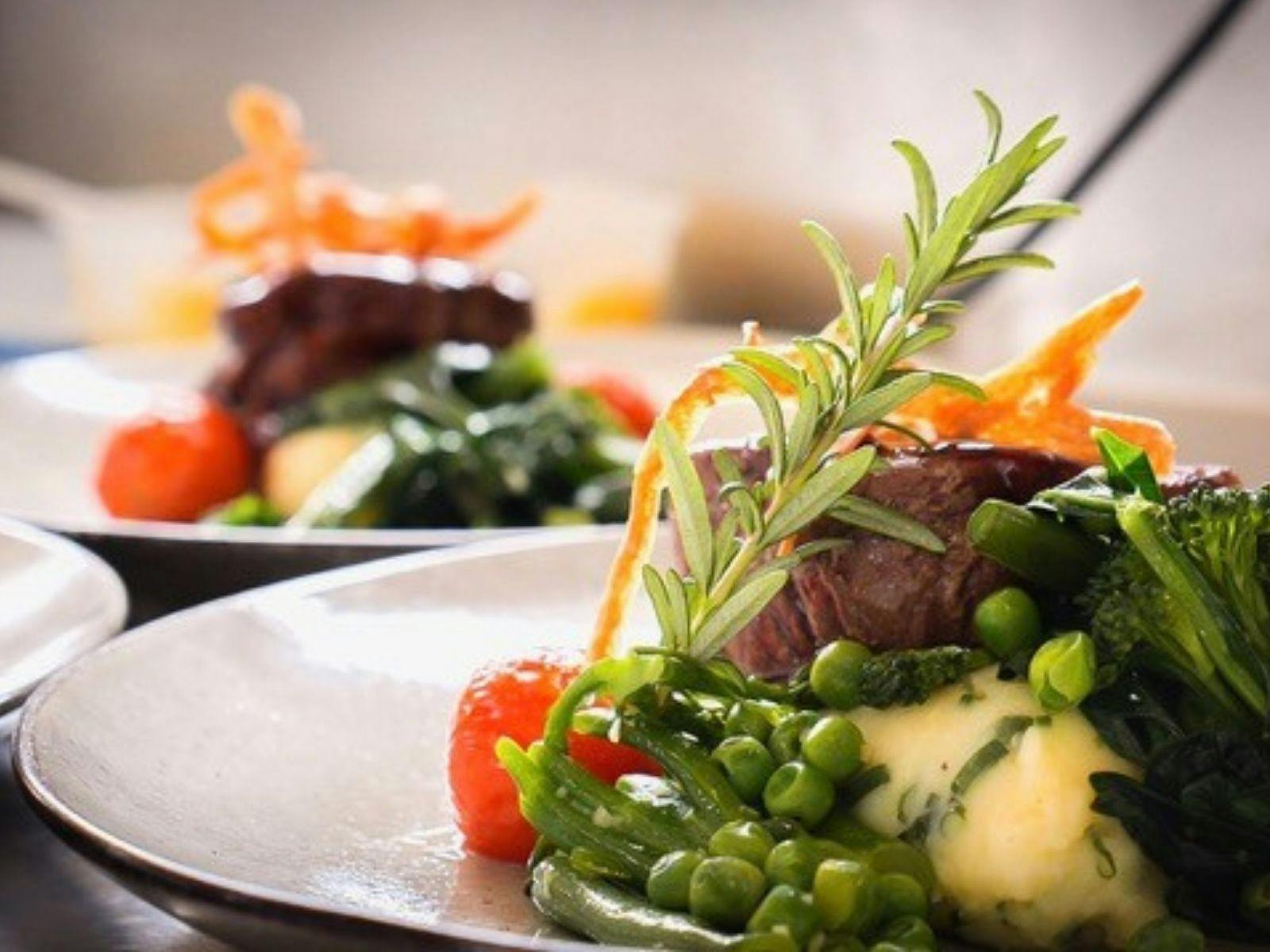 Enjoy local, Aussie cuisine for lunch