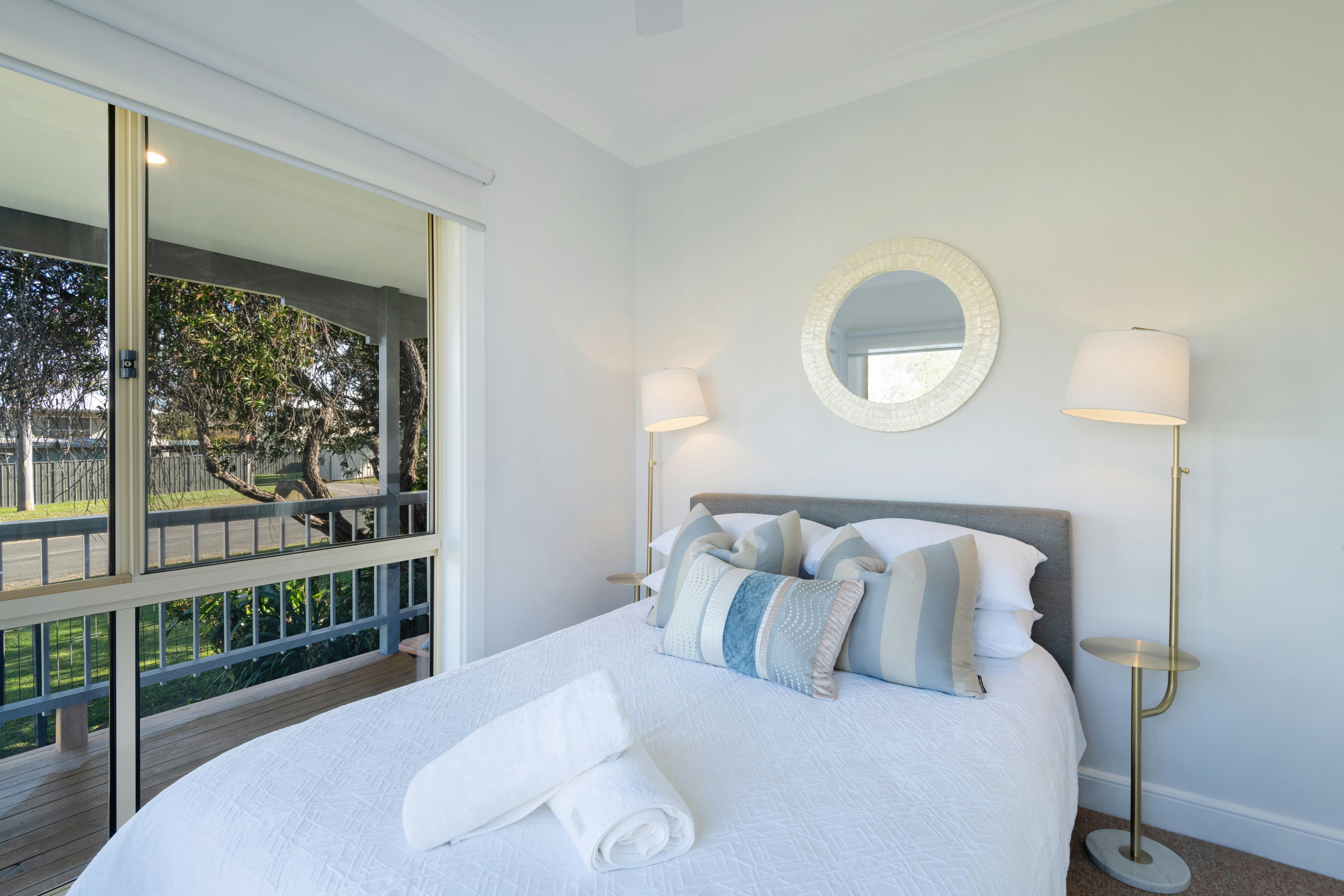 Banksia, Photographer Russell Quinn