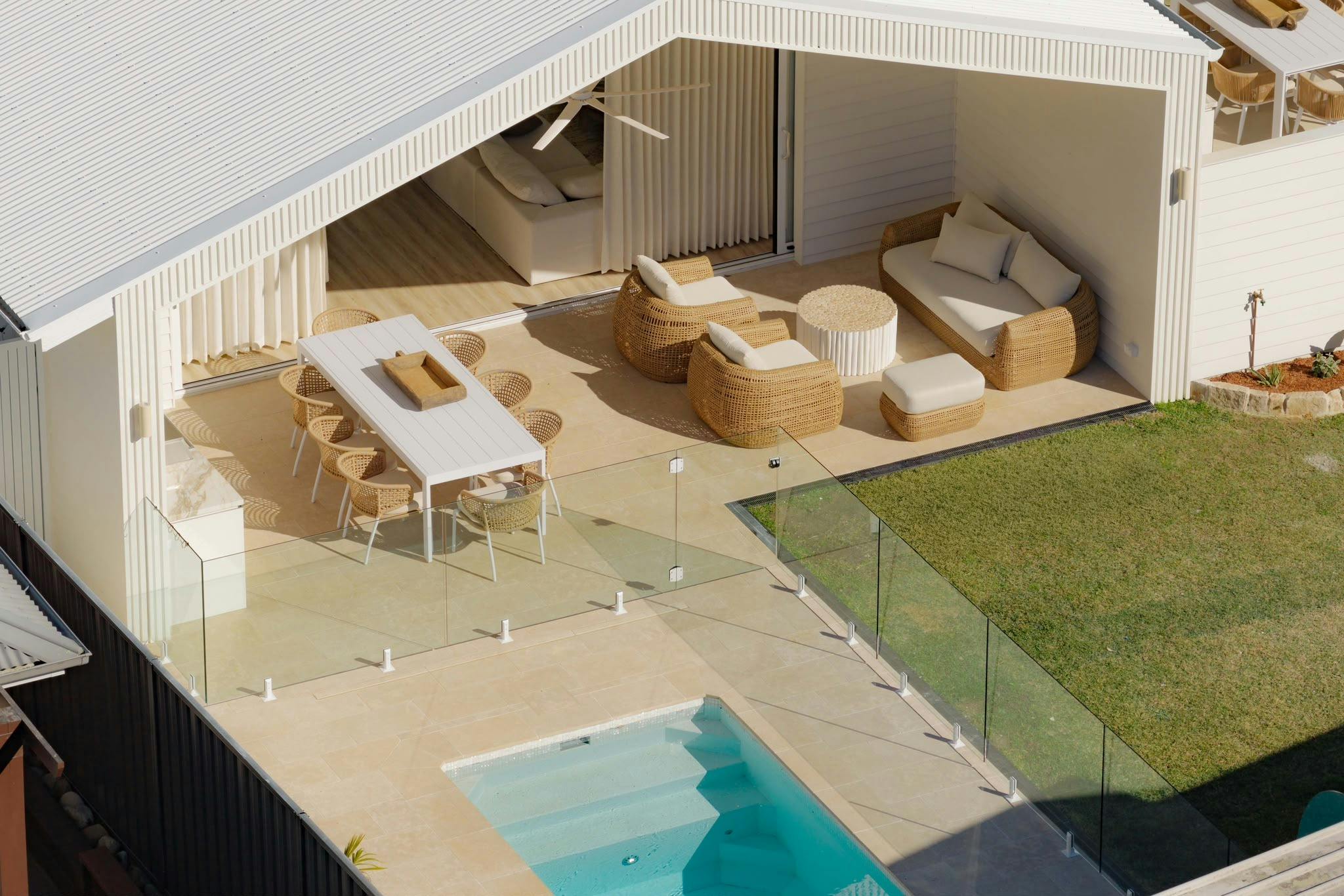 Luxury Coastal Outdoor Alfresco and pool