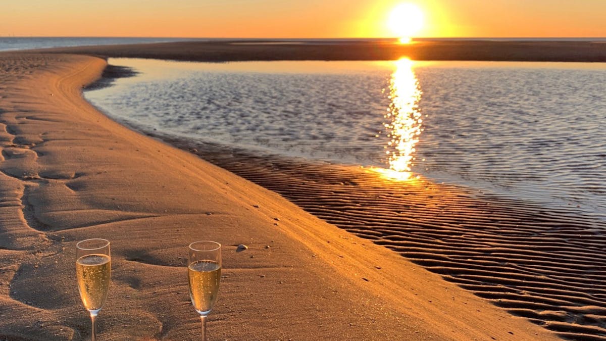 Karumba Cruises Sunset Tour with Champagne