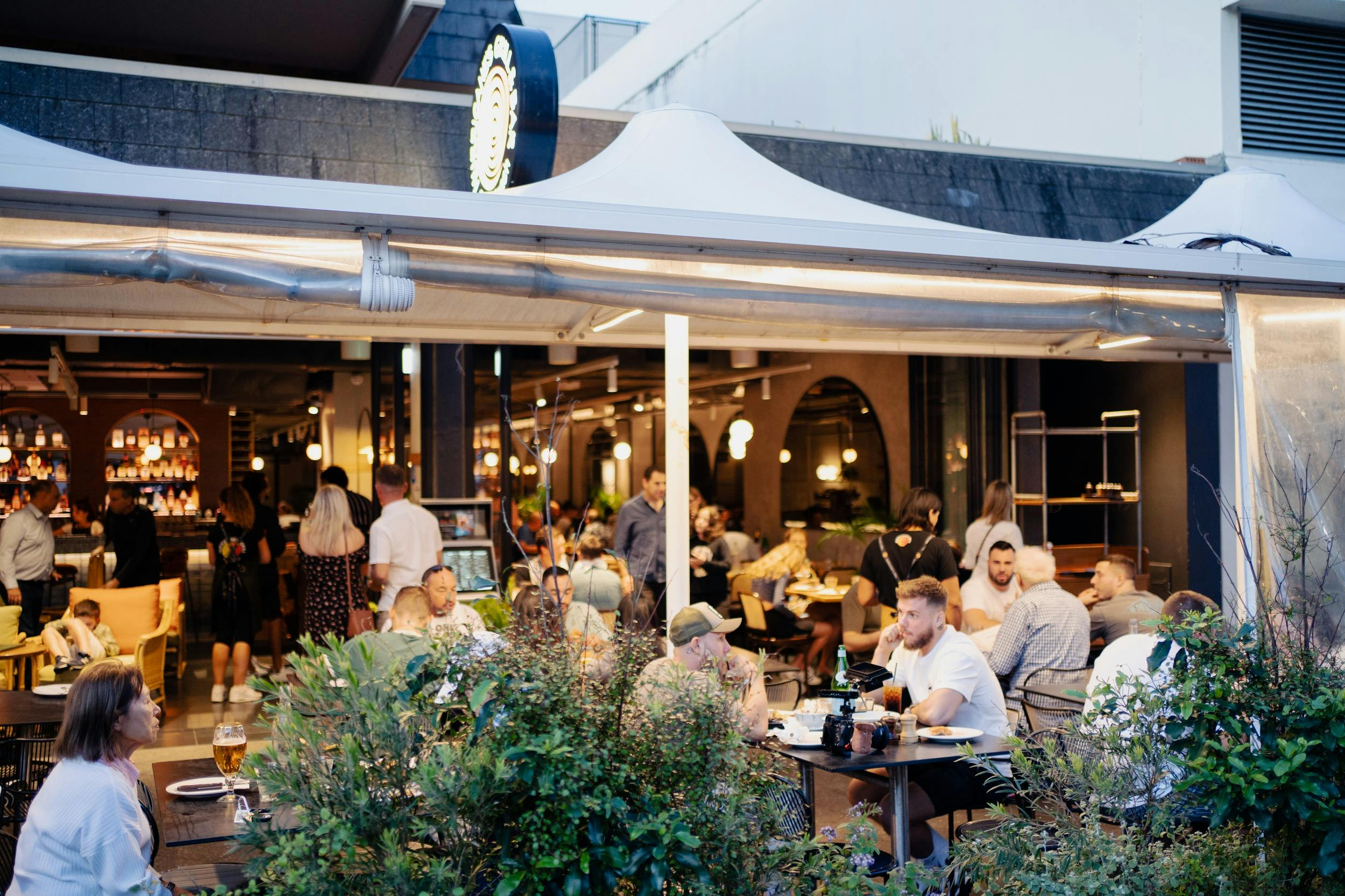 Hurricane's Grill & Bar - Bondi Beach Outdoor Seating Area