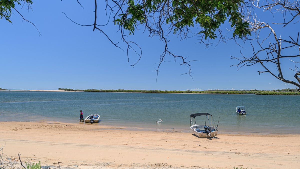 Situated on the Kolan River with a designated boat ramp approximately 1km from the park entrance.
