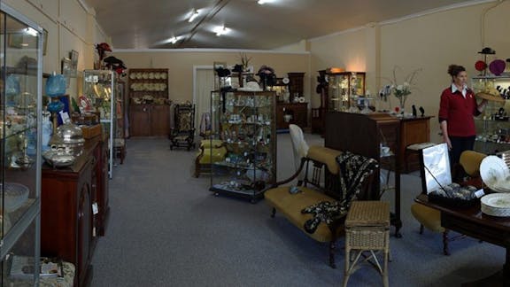 Periwinkle Antiques