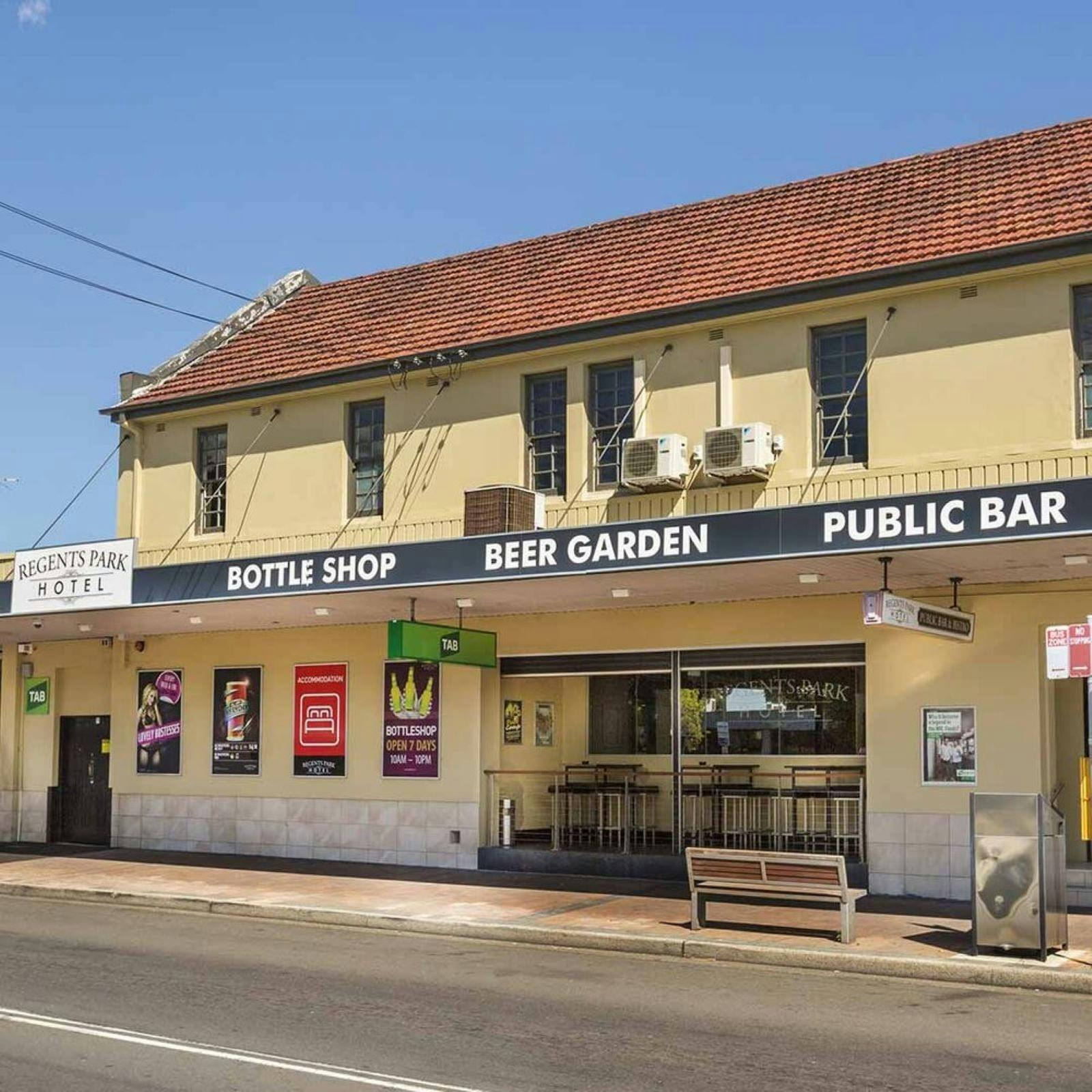 Nightcap at Regents Park Hotel
