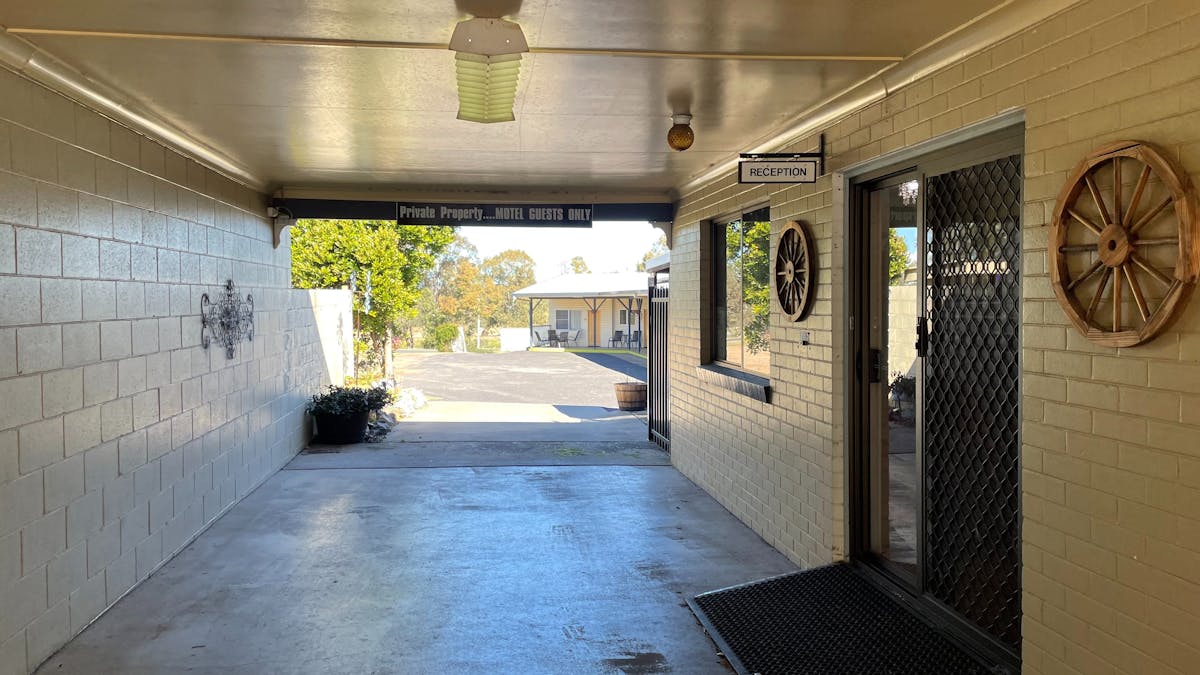 Drive through to Reception