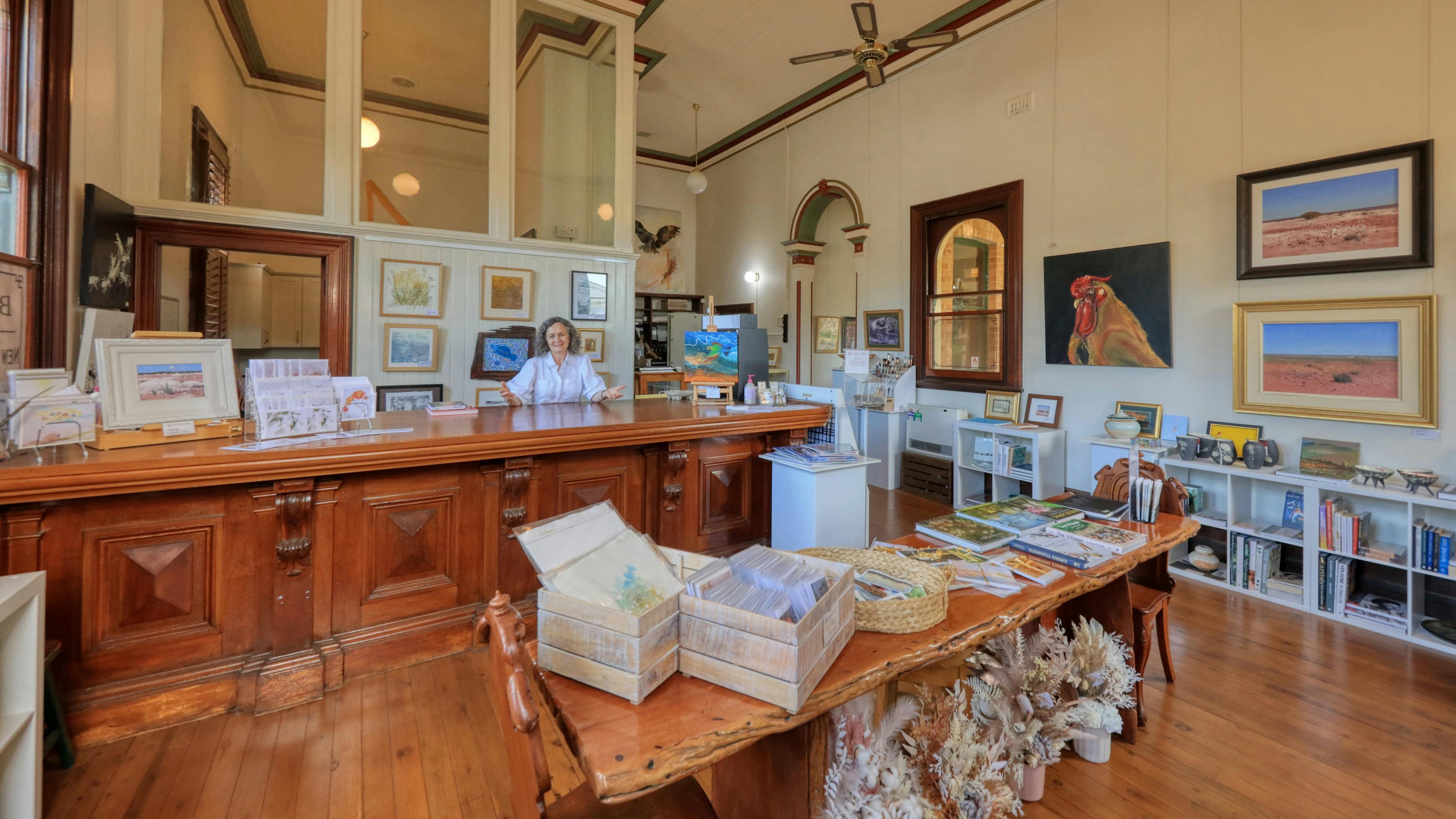 Art Gallery in the Bank chamber