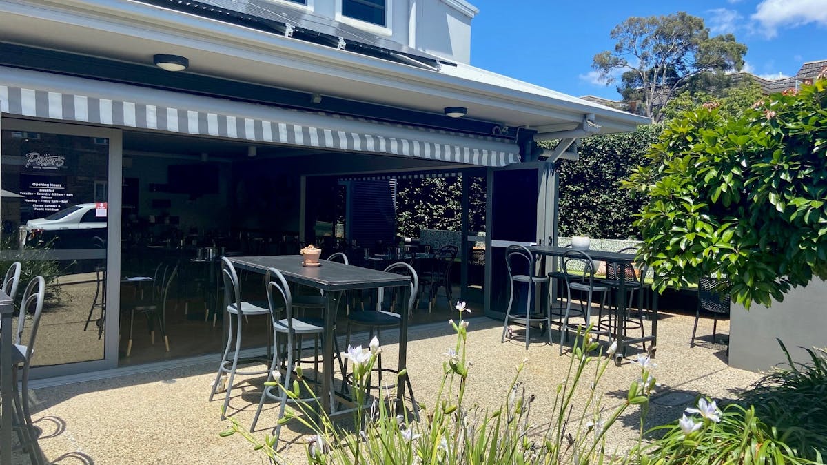 Restaurant Frontage