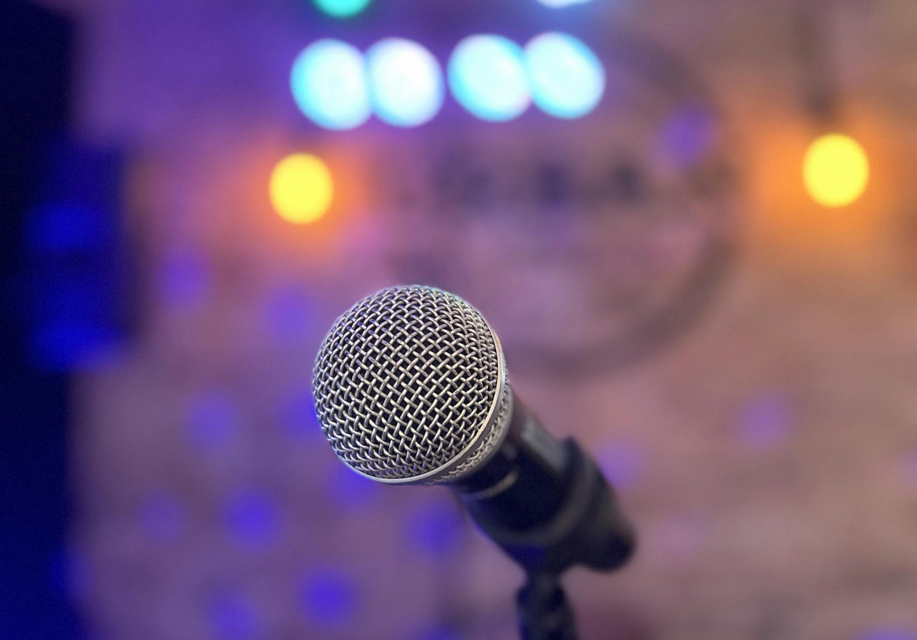 Kaze Karaoke: Tuesday Nights at The Robin Hood Hotel Ballarat