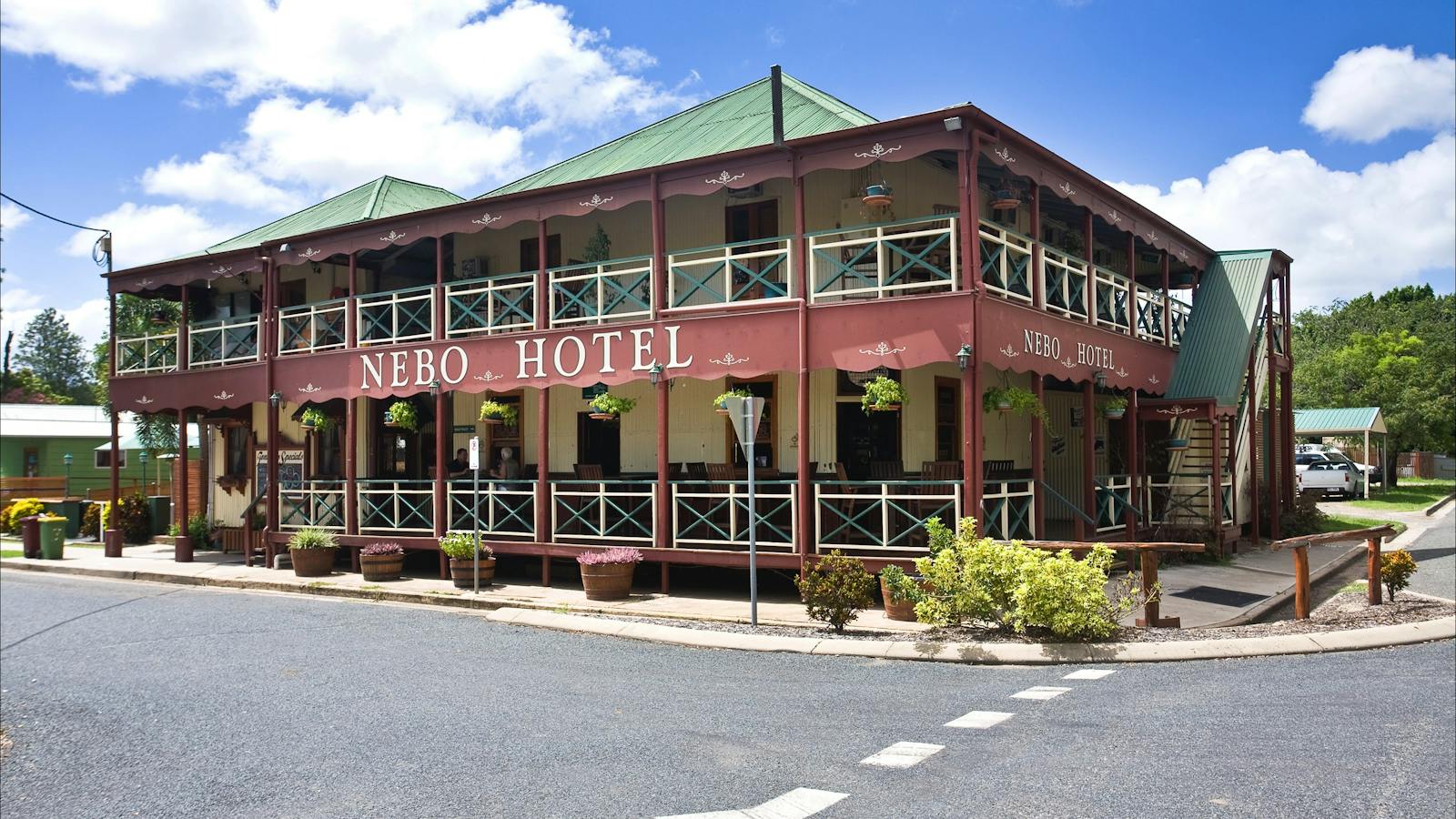 The old Nebo Hotel