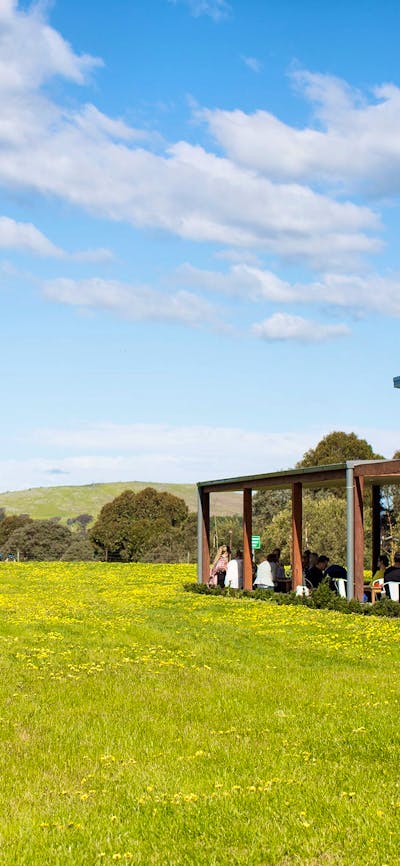 Exterior view of Clonakilla's cellar door