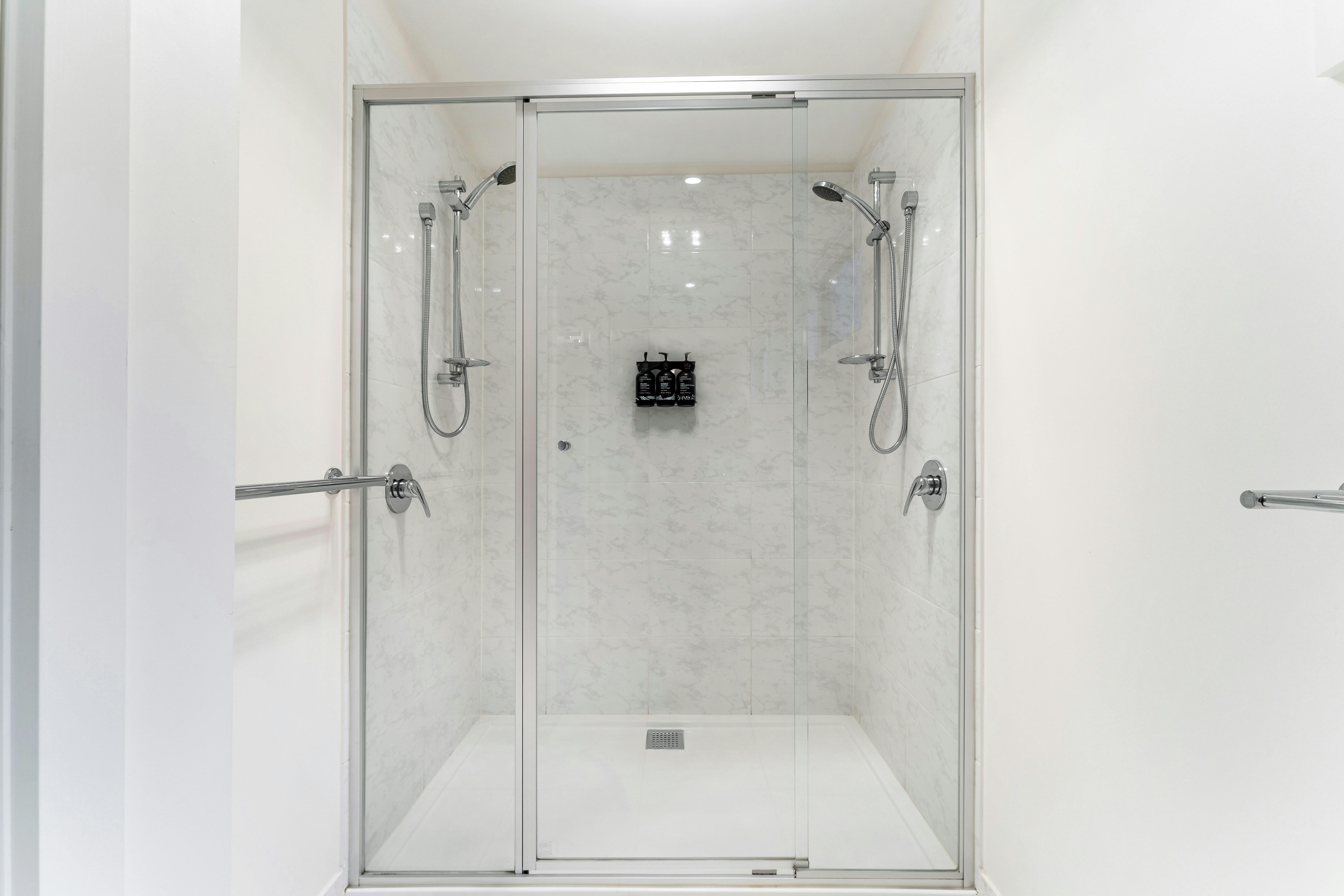 Luxury Riverside Two Bedroom Villa | Tasman Holiday Parks - Bright