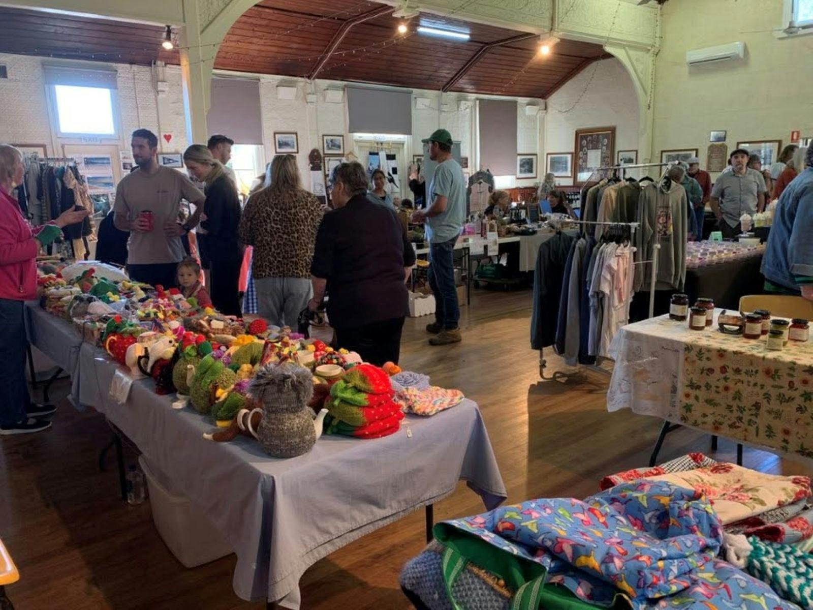 Loch Hall Market