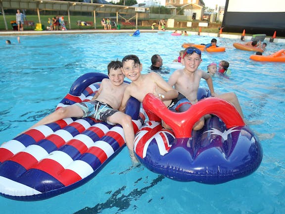 Riverstone Swimming Centre