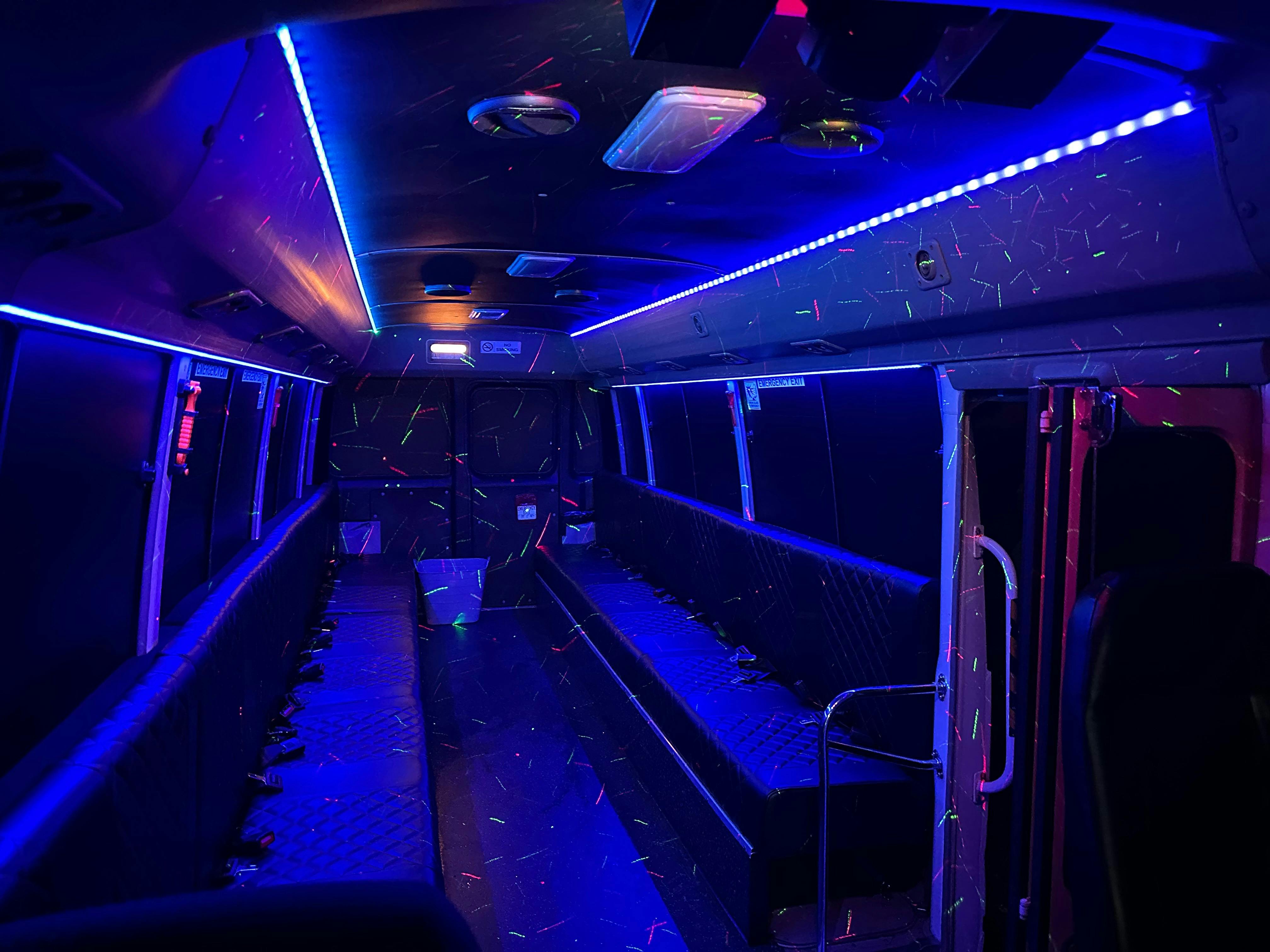 20-23 seated limo buses