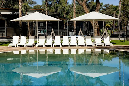 Discovery Parks - Renmark Riverfront, Superior 2 Bedroom Poolside...