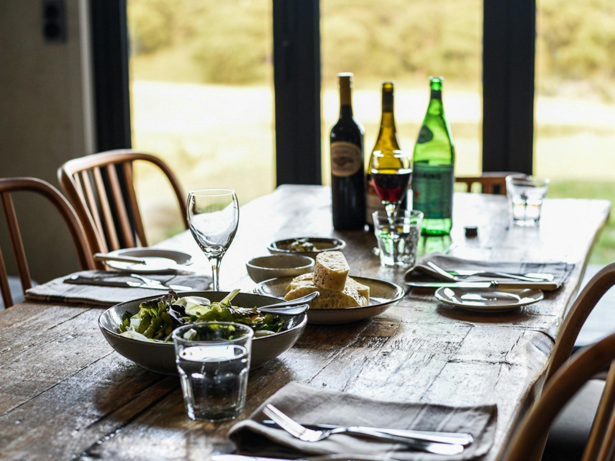 フィールドハウス、ティンカーズフィールド、クラッケンバック、スノーウィーマウンテンズ