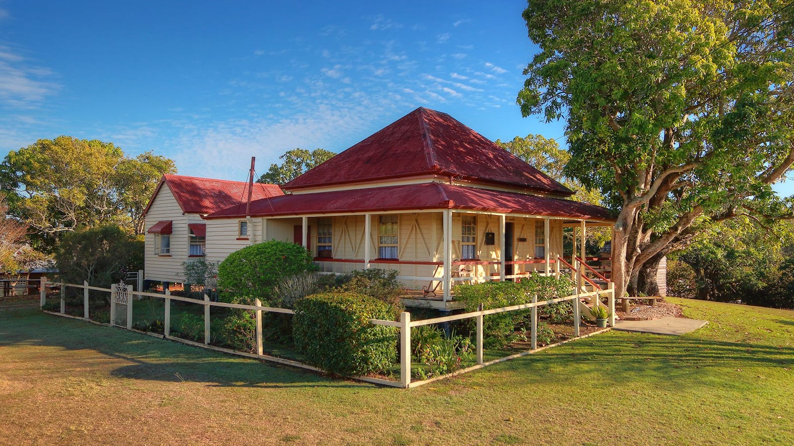 Mayes Cottage Museum