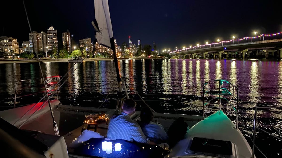 Yacht Charter City Lights Cruise