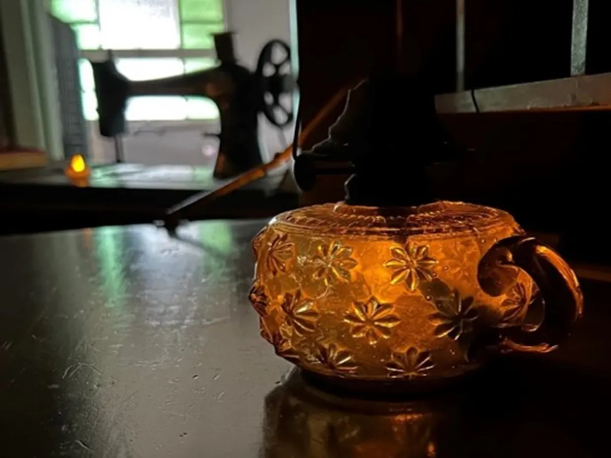 Lantern tours