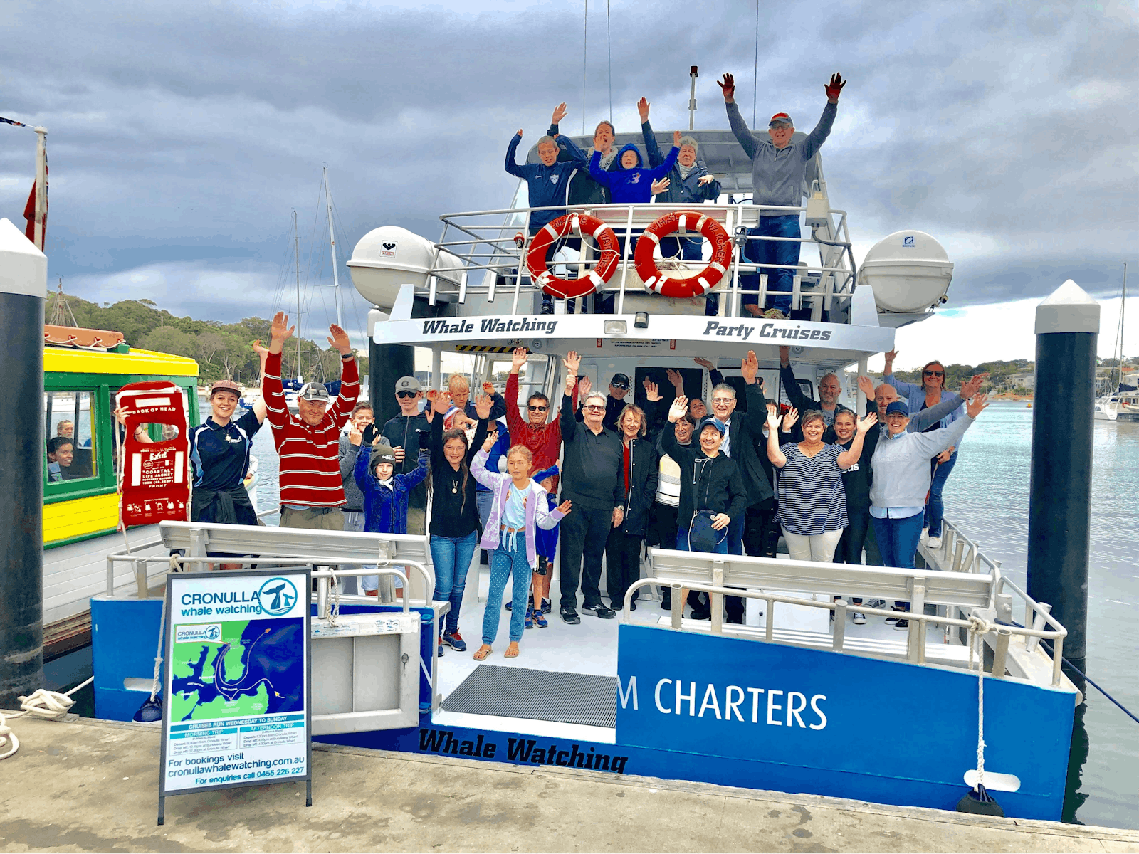 Cronulla whale watching tour morning