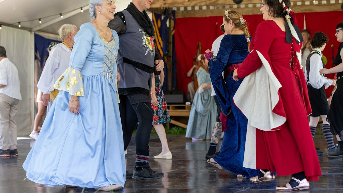 guests enjoy a dance workshop