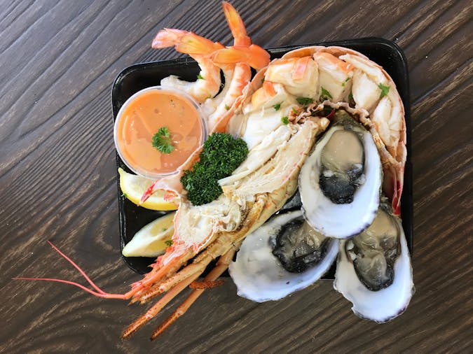 Taste of the Ocean and Shopping Tour