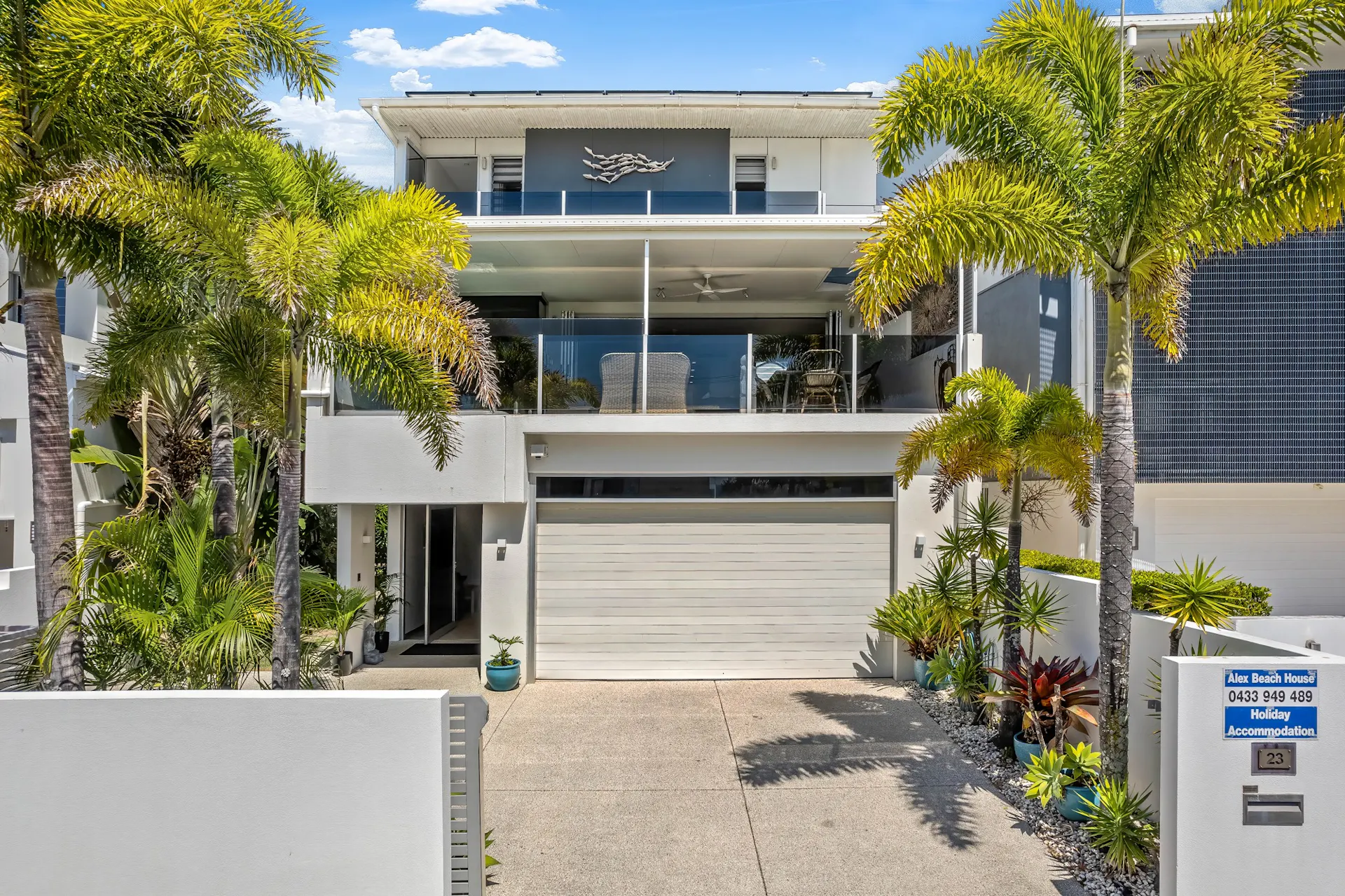 Alex Beach House exterior