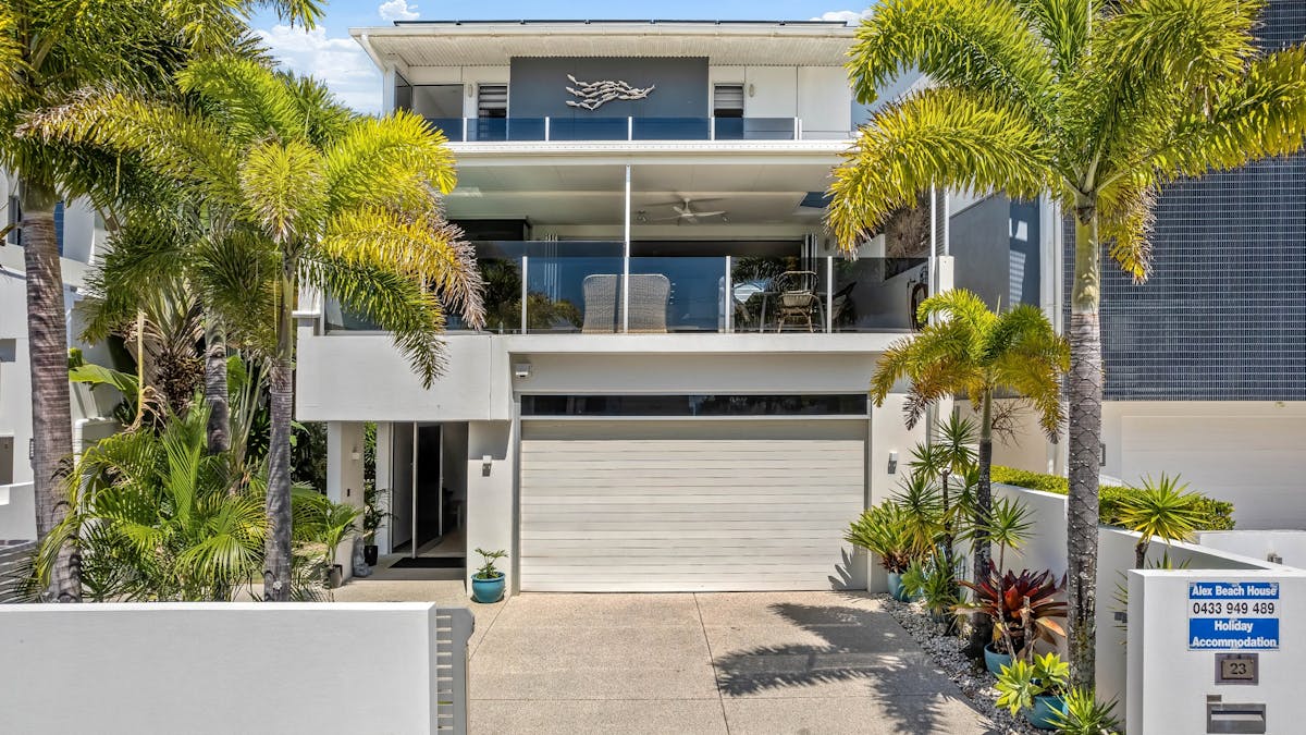 Alex Beach House exterior