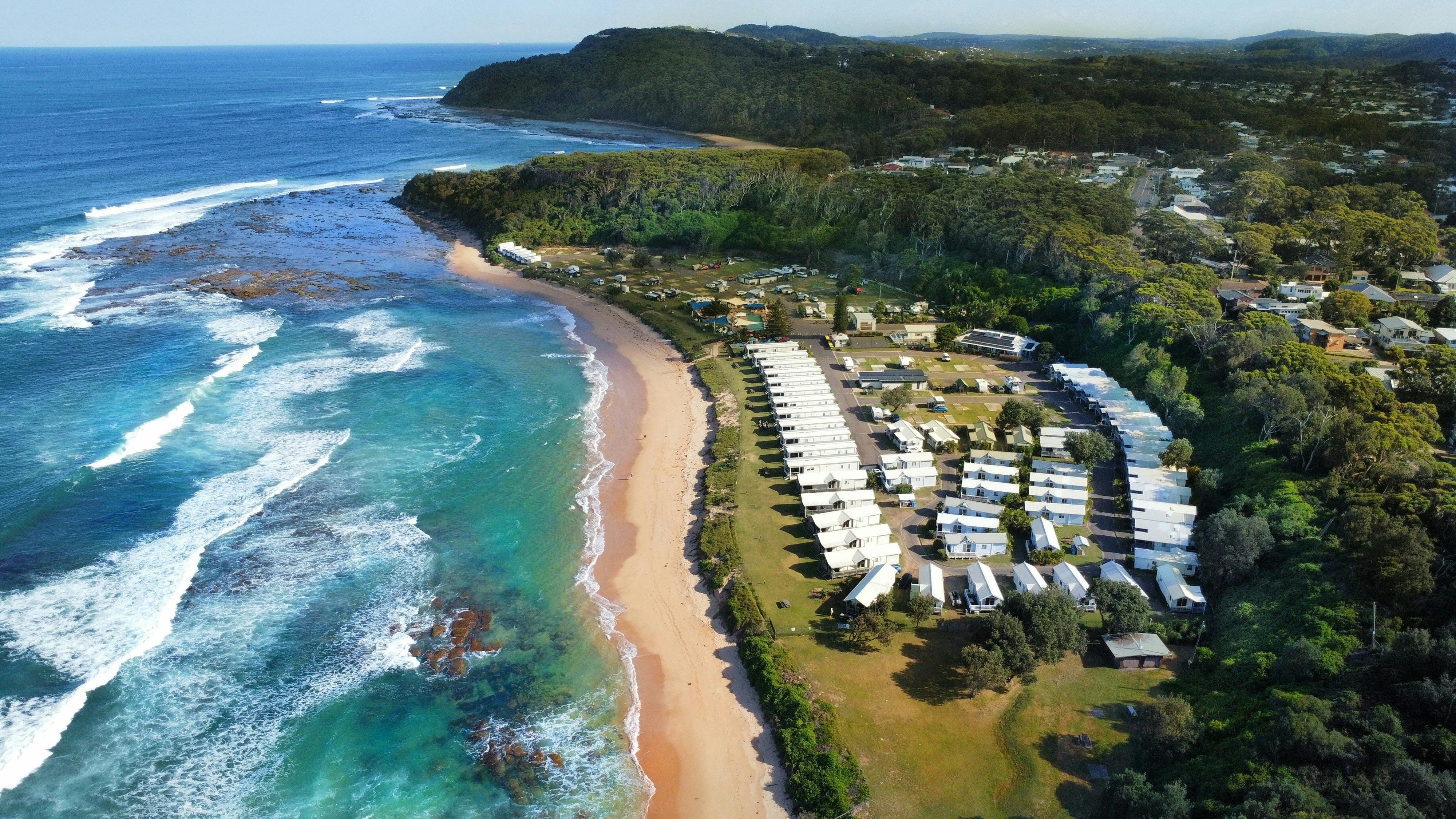 蓝湖海滩度假村