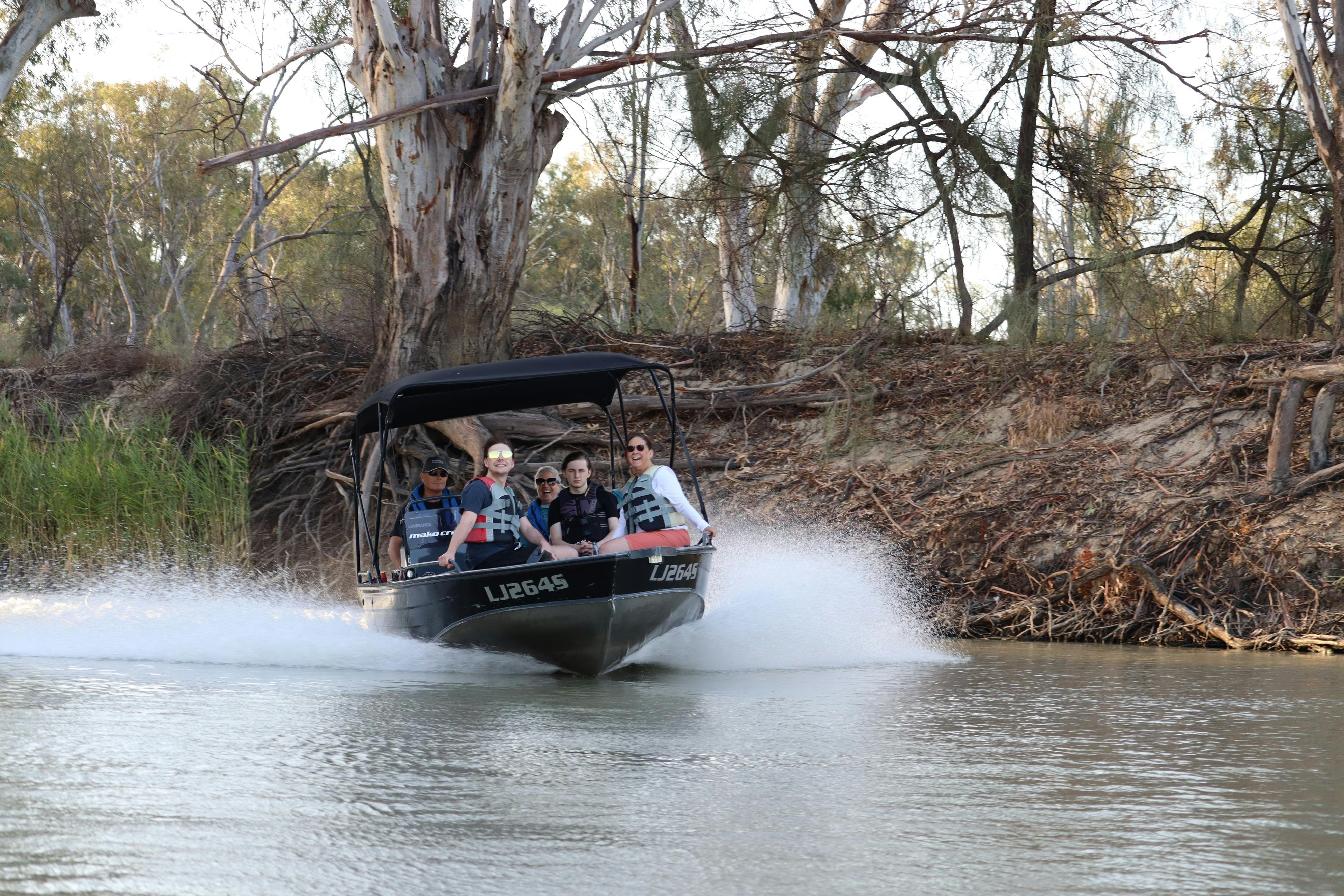 Murray River Tinny Tours & Boat Hire