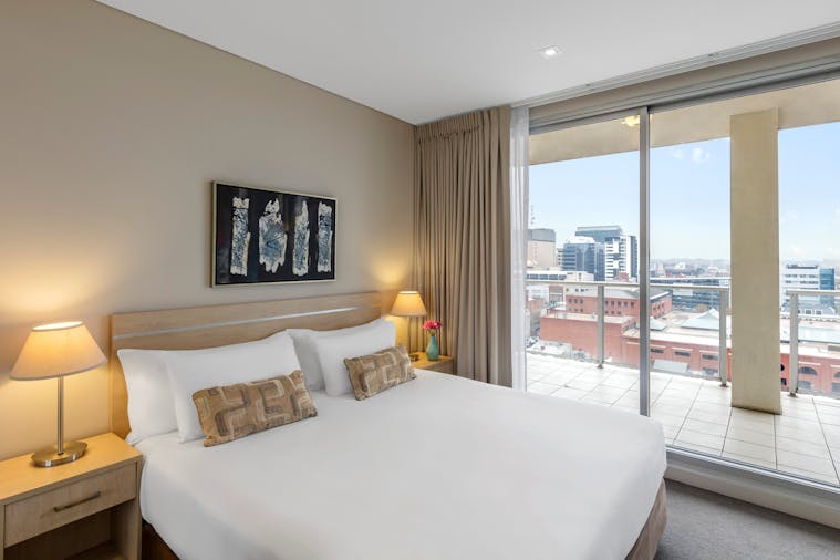 DELUXE ONE BEDROOM