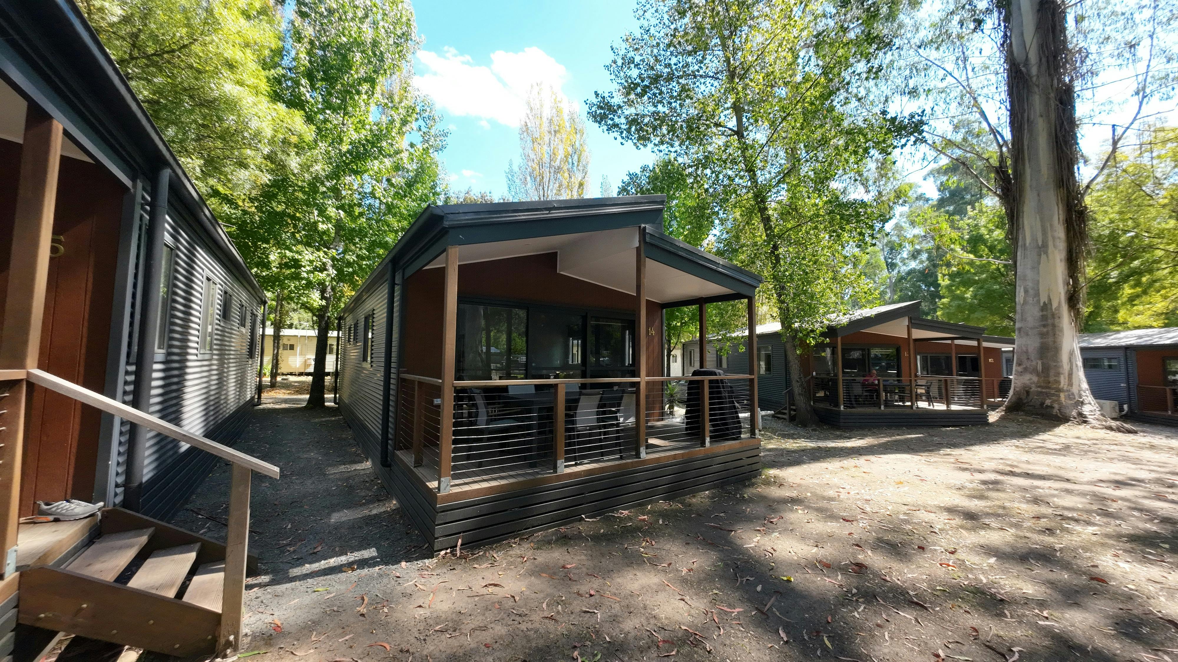Our Delux Riverview cabins have 2 or 3 bedrooms.