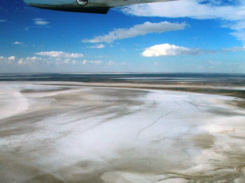 Lake Eyre Tours and Flights from Broken Hill - three days